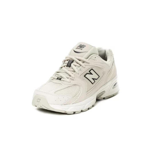 New Balance 530 trainers in off white - Image 2