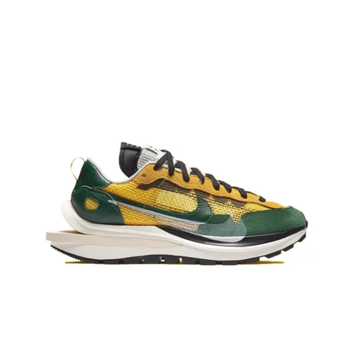 Nike Vaporwaffle Sacai Tour Yellow Stadium Green