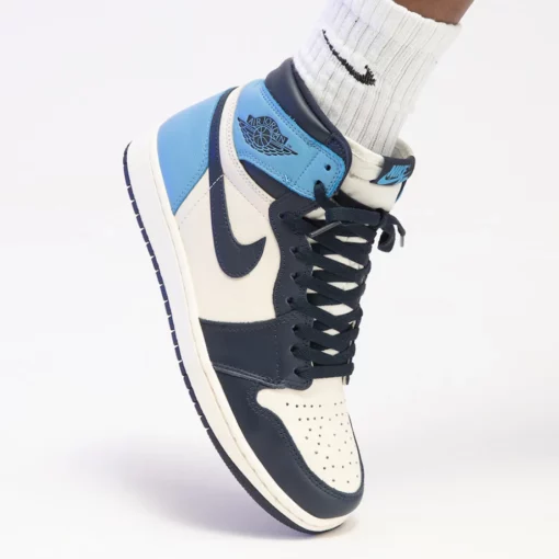 Nike Air Jordan 1 Retro High Obsidian UNC - Image 7