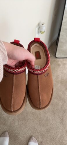 UGG Tazz Platform Brown photo review