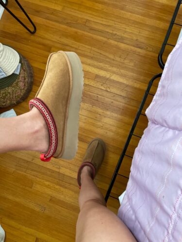 UGG Tazz Platform Brown photo review